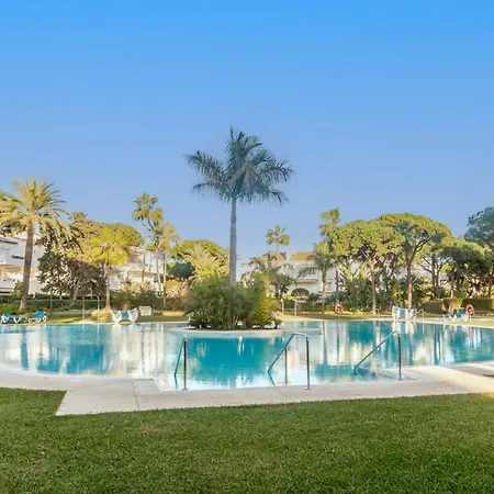 Apartment El Presidente Estepona