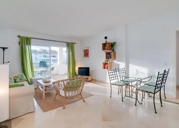 El Presidente Hotel *